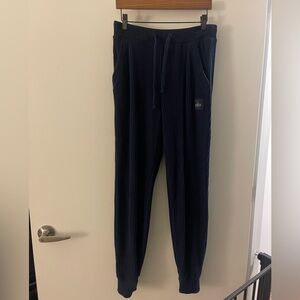 Alo Muse sweatpants- Navy blue size small